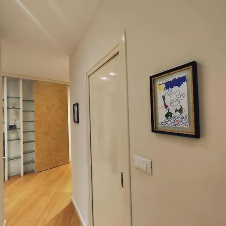 Marina's Art Of Living At San Giusto Castle דירה טריאסטה