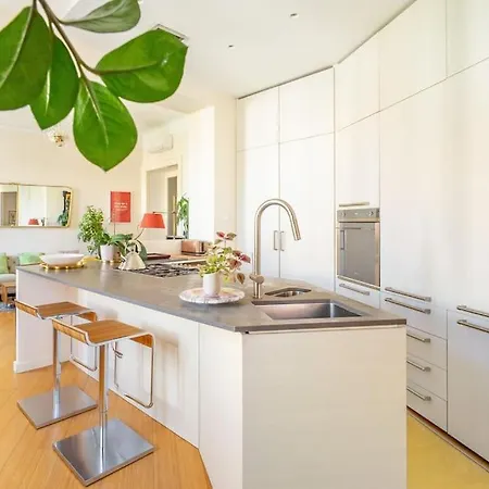 Marina's Art Of Living At San Giusto Castle דירה